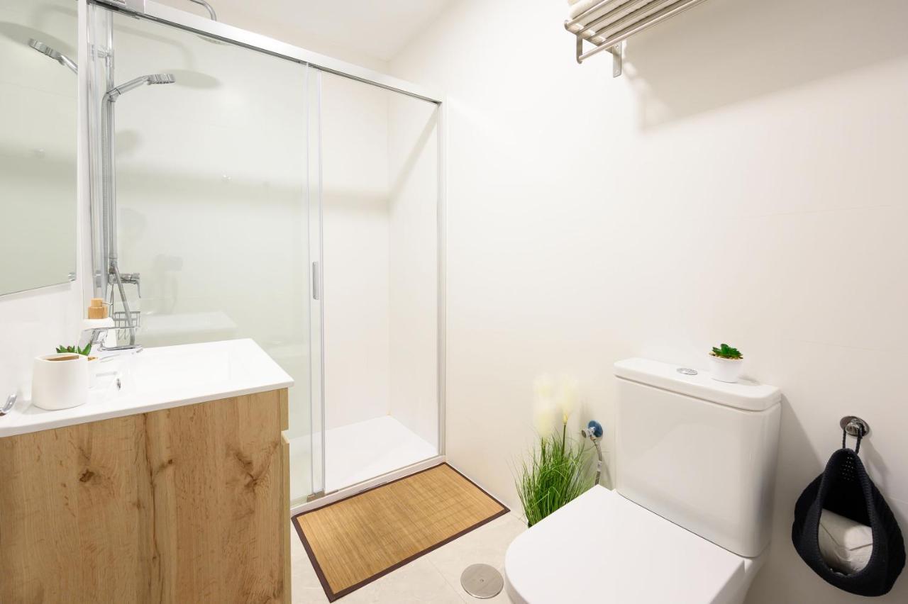 New 1 Bedroom Apartment At 4 Min To The Beach By 10Tosea Фуeнхирола Екстериор снимка